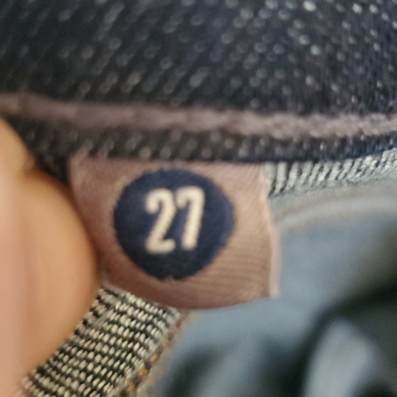 Womans size 27 citizens of humanity capri - Picture 7 of 8